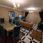 شقه عائليه لوكس بشارع مكرم عبيد 2121